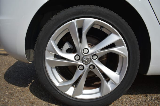 2025 Vauxhall Astra