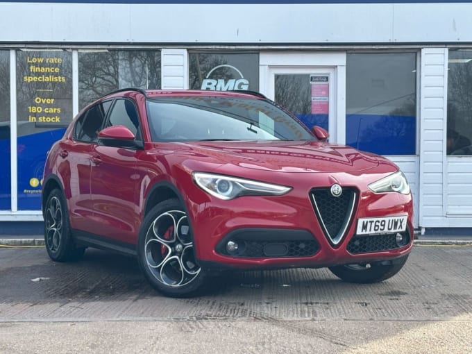 2025 Alfa Romeo Stelvio