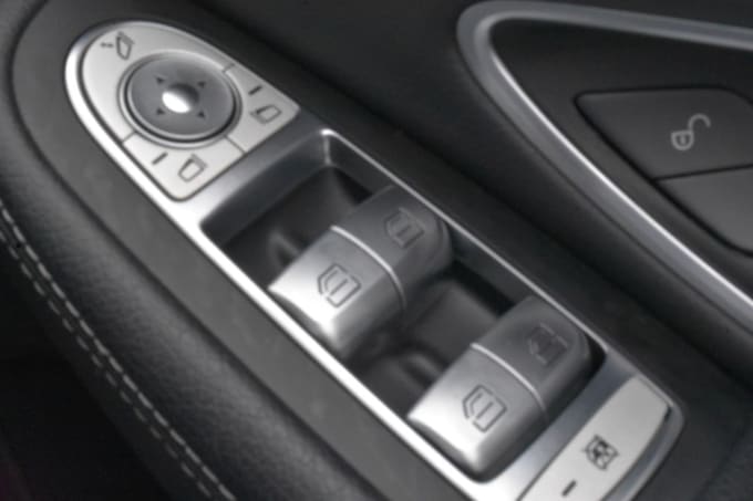 2025 Mercedes-benz C-class
