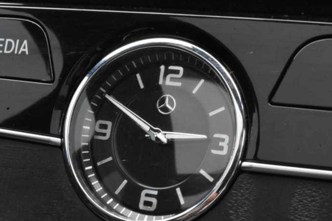 2025 Mercedes-benz C-class