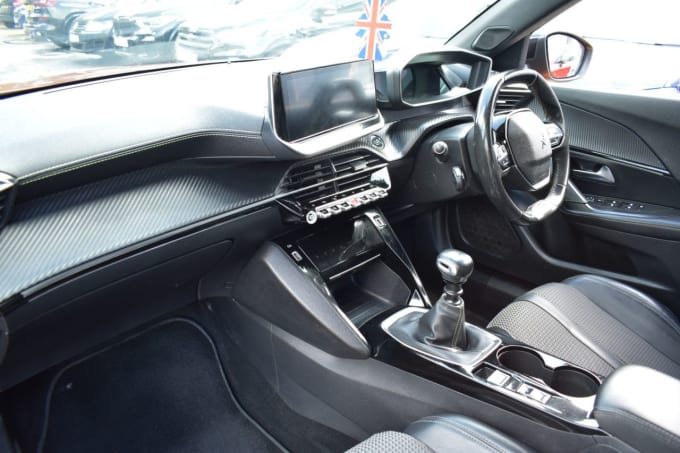 2025 Peugeot 2008
