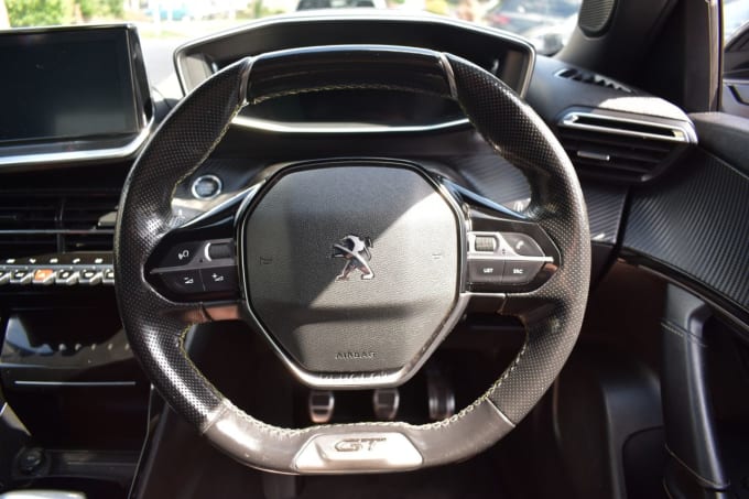 2025 Peugeot 2008