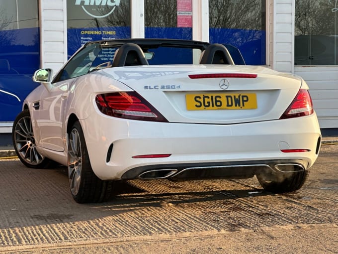 2025 Mercedes-benz Slc