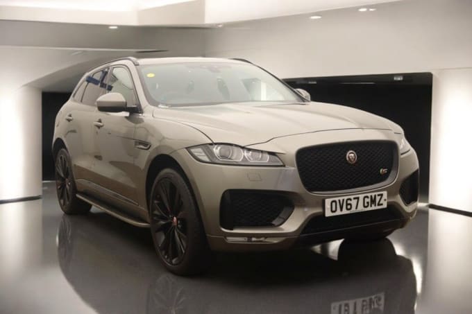 2025 Jaguar F-pace