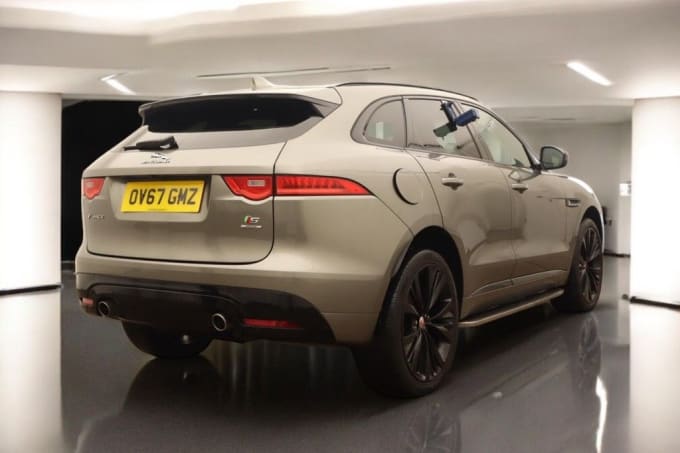 2025 Jaguar F-pace