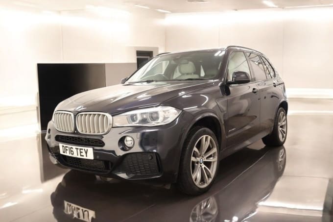 2025 BMW X5