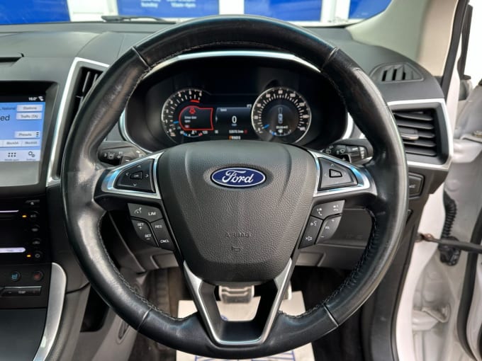 2025 Ford Edge