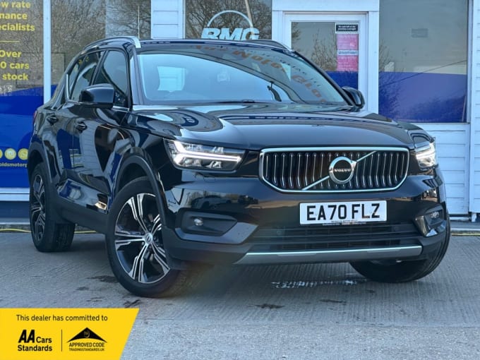 2025 Volvo Xc40