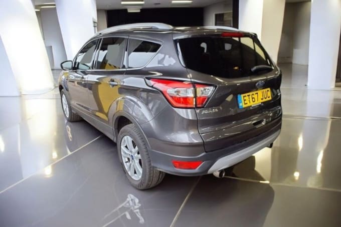 2025 Ford Kuga