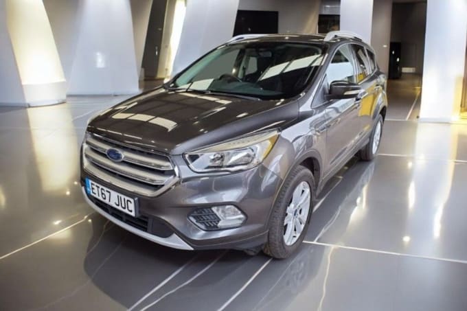 2025 Ford Kuga