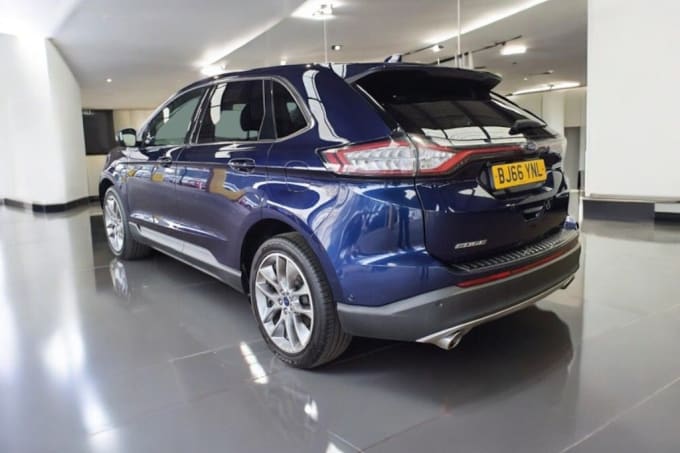 2025 Ford Edge