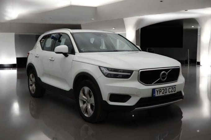 2025 Volvo Xc40