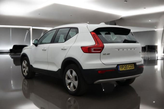 2025 Volvo Xc40