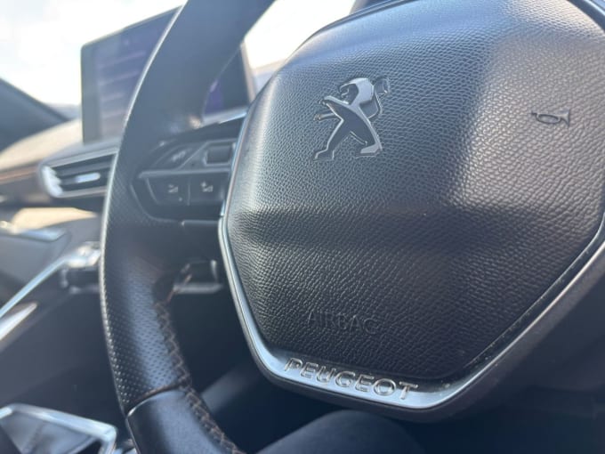 2025 Peugeot 5008