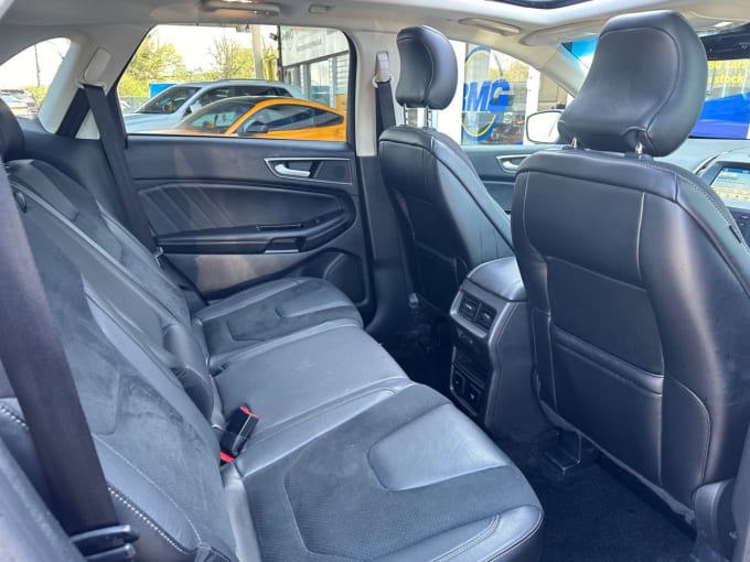 2025 Ford Edge