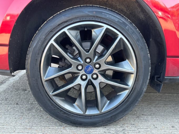 2025 Ford Edge