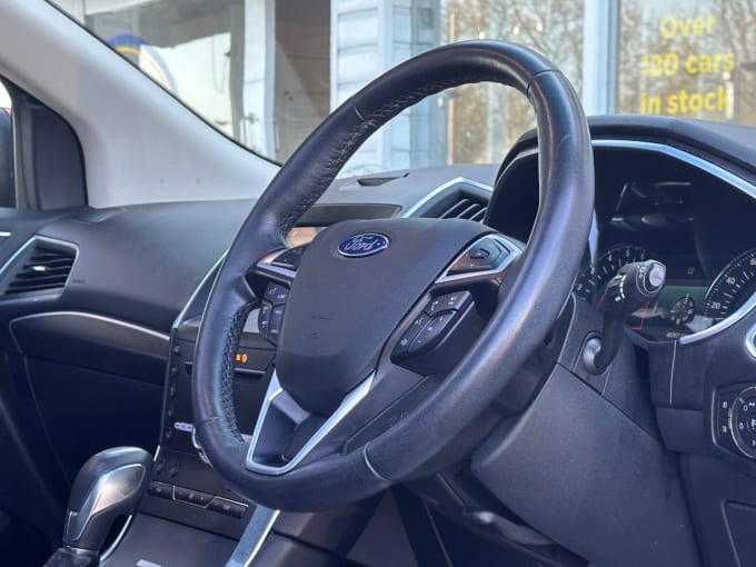 2025 Ford Edge