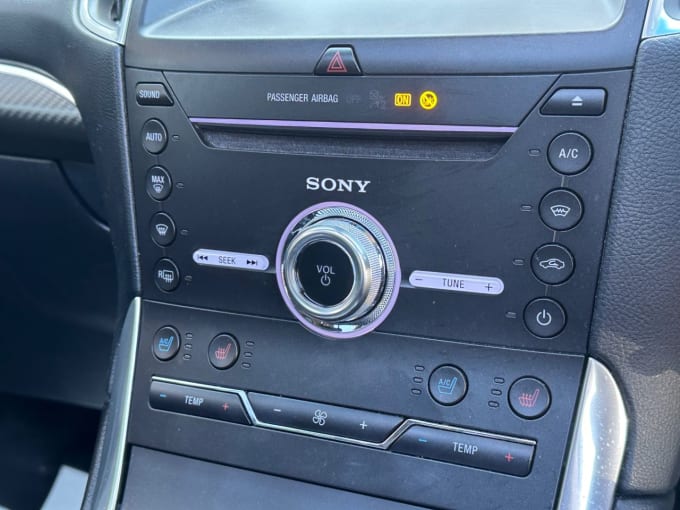 2025 Ford Edge