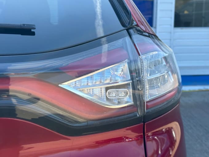 2025 Ford Edge