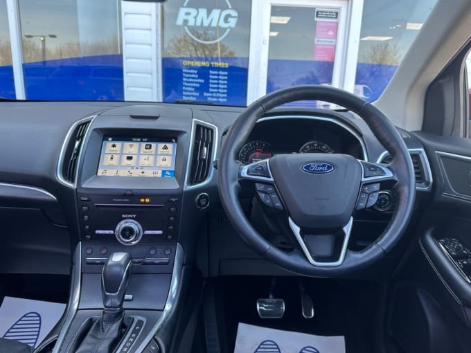 2025 Ford Edge
