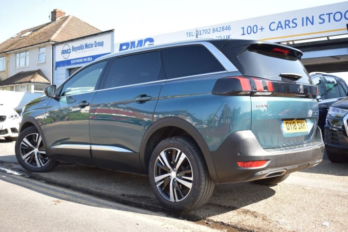 2025 Peugeot 5008