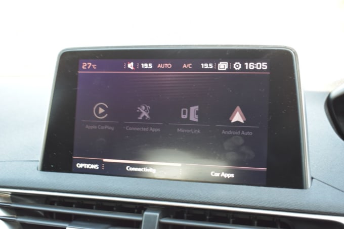 2025 Peugeot 5008