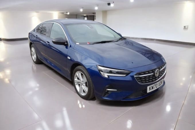 2025 Vauxhall Insignia