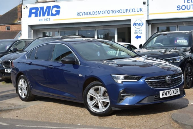 2025 Vauxhall Insignia