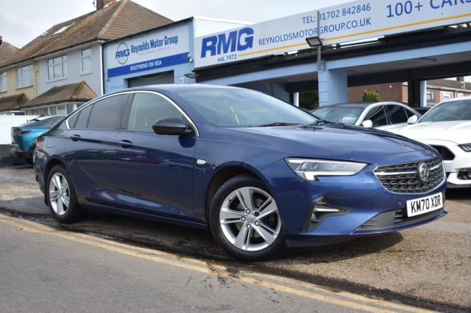 2025 Vauxhall Insignia