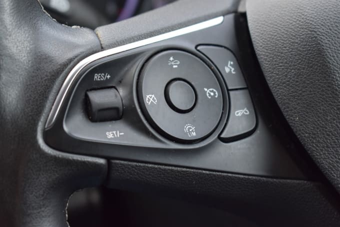 2025 Vauxhall Insignia