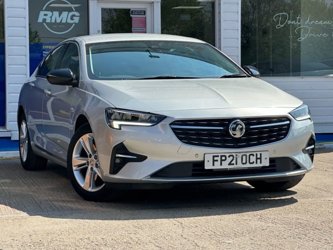 2025 Vauxhall Insignia