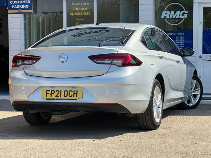 2025 Vauxhall Insignia