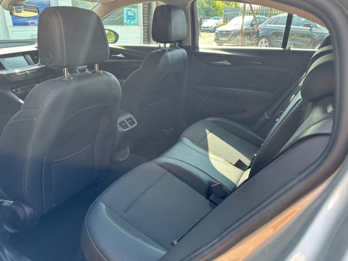 2025 Vauxhall Insignia
