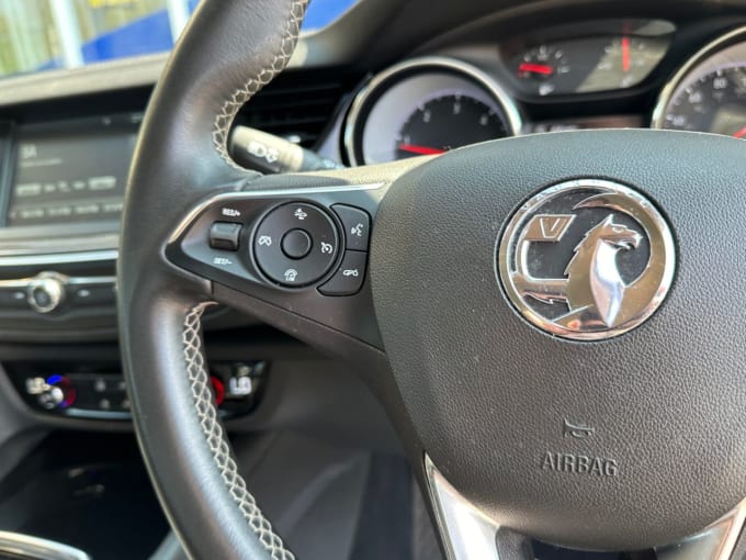 2025 Vauxhall Insignia