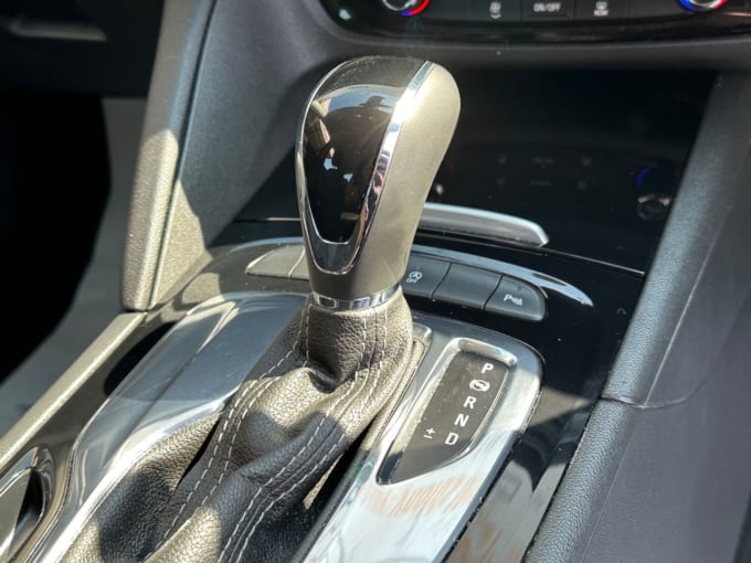 2025 Vauxhall Insignia