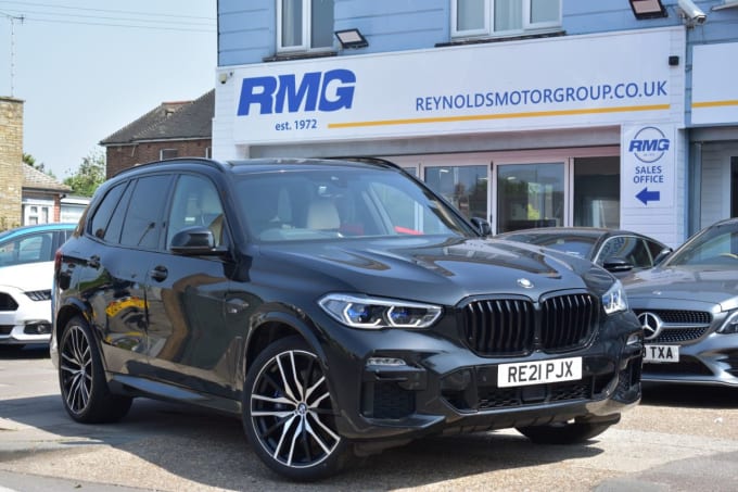 2025 BMW X5