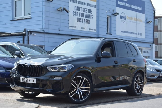 2025 BMW X5