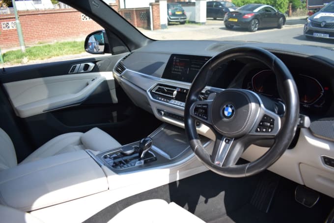 2025 BMW X5