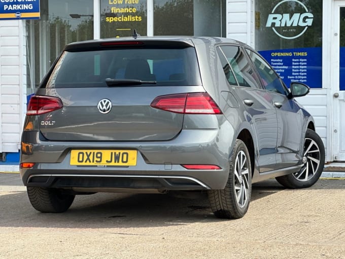 2025 Volkswagen Golf
