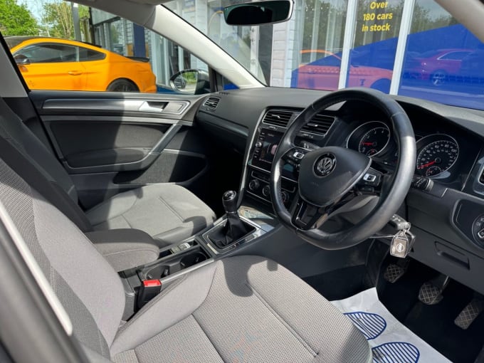 2025 Volkswagen Golf