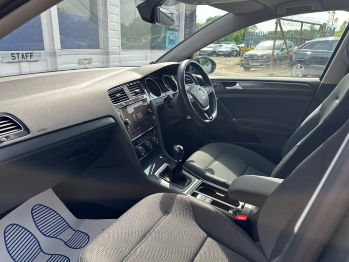 2025 Volkswagen Golf