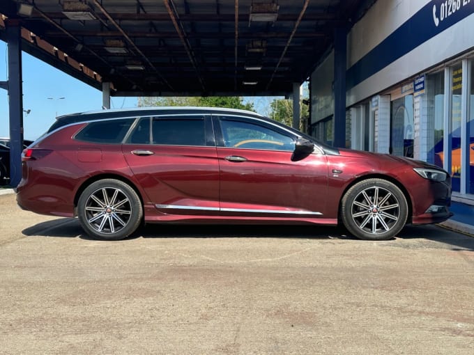 2025 Vauxhall Insignia