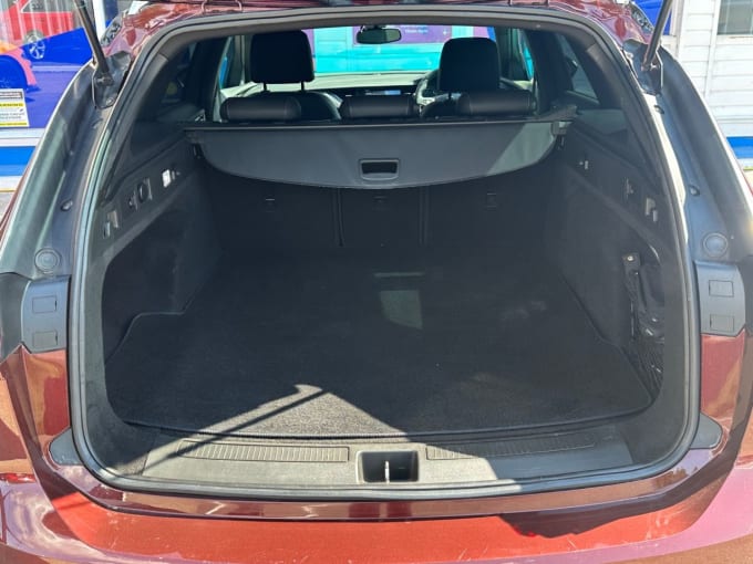 2025 Vauxhall Insignia