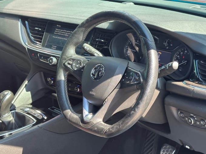 2025 Vauxhall Insignia
