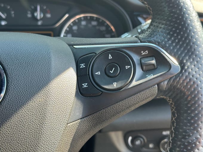 2025 Vauxhall Insignia