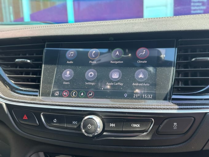2025 Vauxhall Insignia