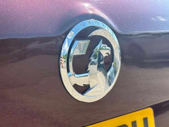 2025 Vauxhall Insignia
