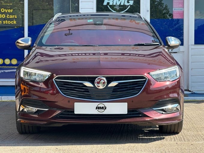 2025 Vauxhall Insignia