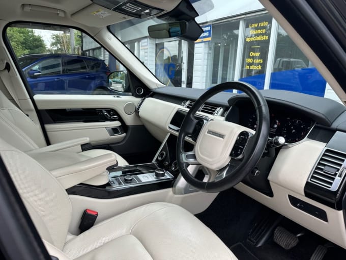 2025 Land Rover Range Rover