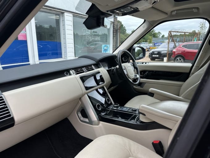 2025 Land Rover Range Rover